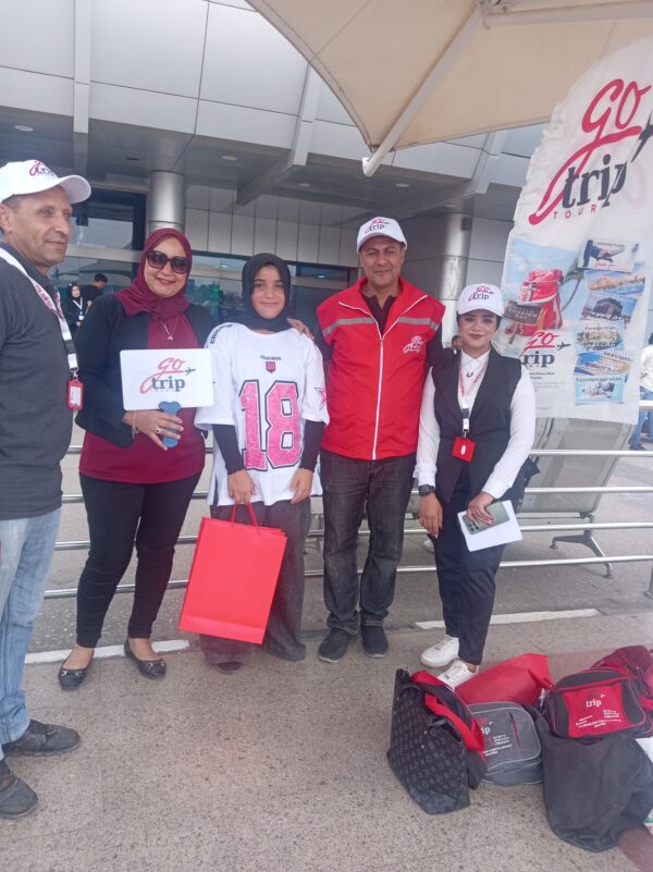 ⁦أولى رحلات العمرة للموسم الجديد: بداية روحانية من مطار القاهرة إلى بيت الله الحرام⁩ - الصورة ⁦5⁩
